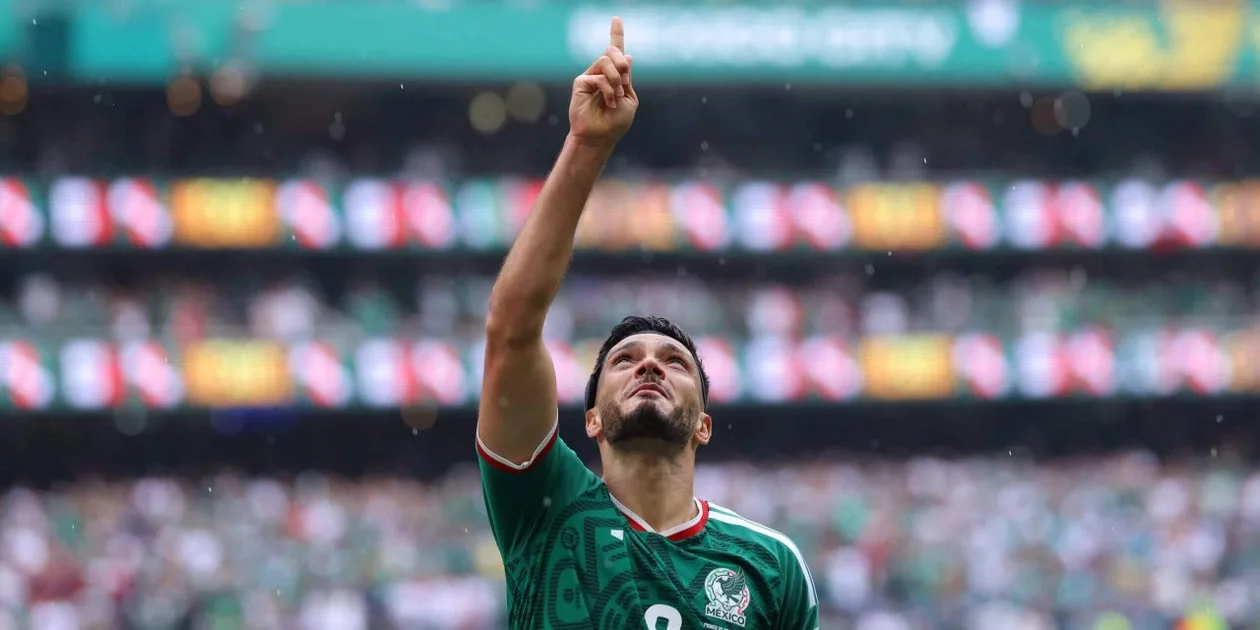 Here's why Mexico's Raúl Jiménez wears a custom headband during World Cup - USA Today