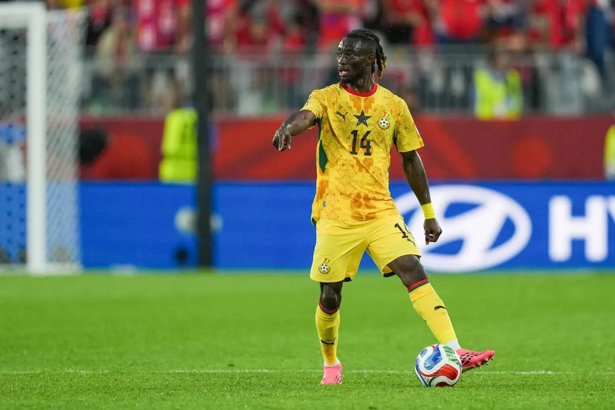 "I look forward to it" - Gideon Mensah ready for Saka, Madueke - Flashscore.com