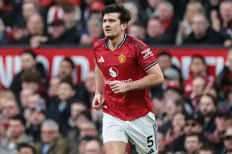 Man Utd 'to accept new offer' to sanction shock sale for one reason -'ridiculous decision'