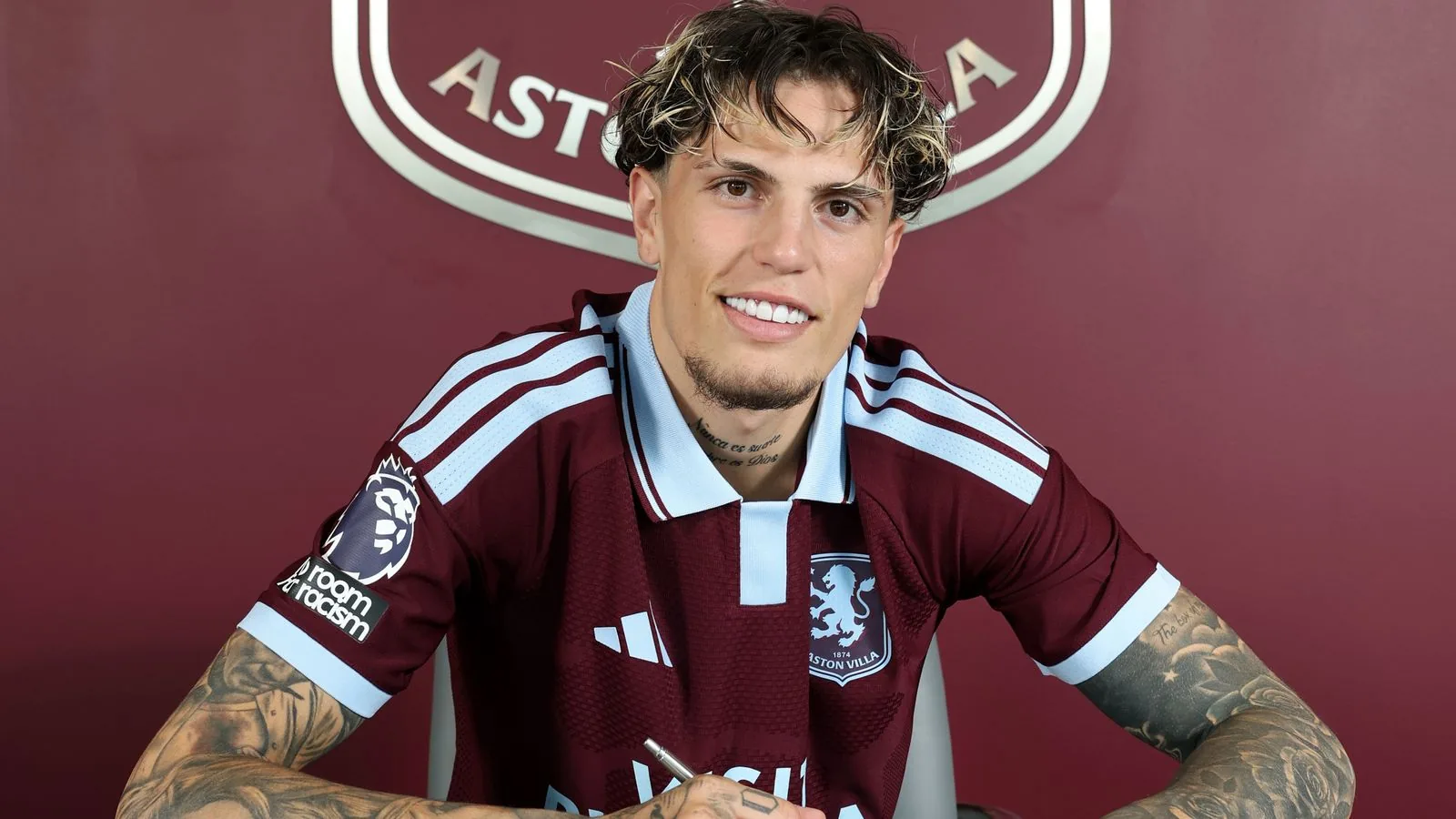 Alejandro Garnacho: Aston Villa announce loan deal for Chelsea winger