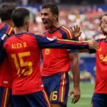 Mikel Oyarzabal at the double as Spain beat Austria and cruise into last 16