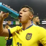 Mexico end World Cup knockout drought with last-32 win over Ecuador in Azteca cauldron