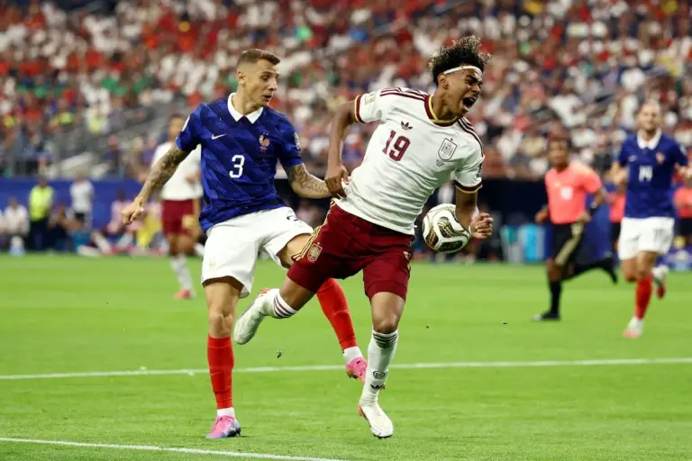 Spain reach World Cup final after Oyarzabal and Porro sink sorry France