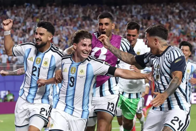 Lionel Messi and Argentina march into World Cup semi-finals but what about ‘mistaken identity’ red card? - The New York Times