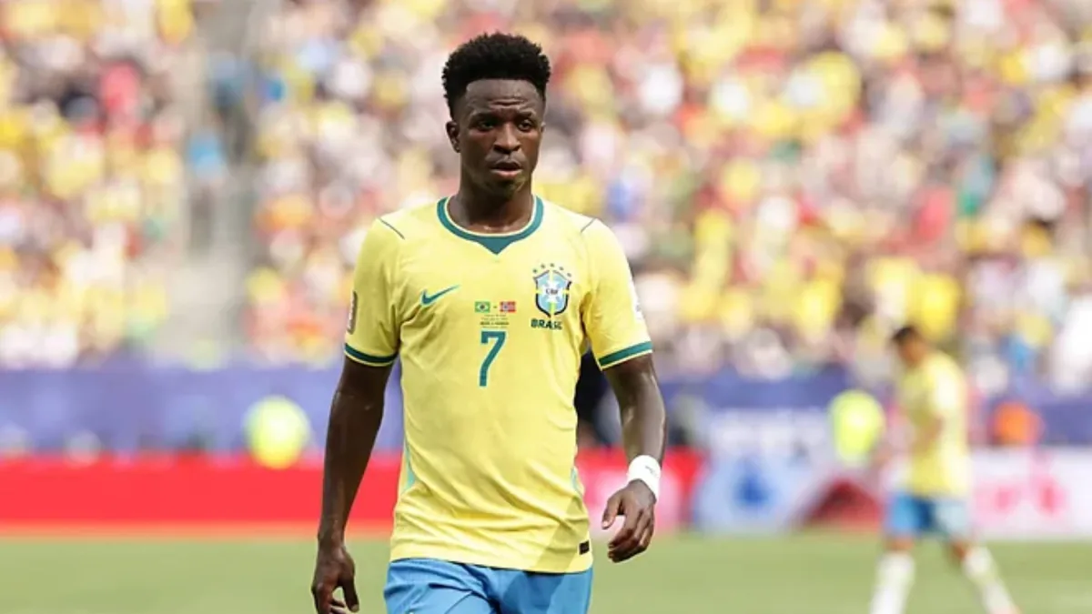 Vinicius Jr. chin before and after: Here’s what Brazil soccer star looks like after latest surgery - Yahoo