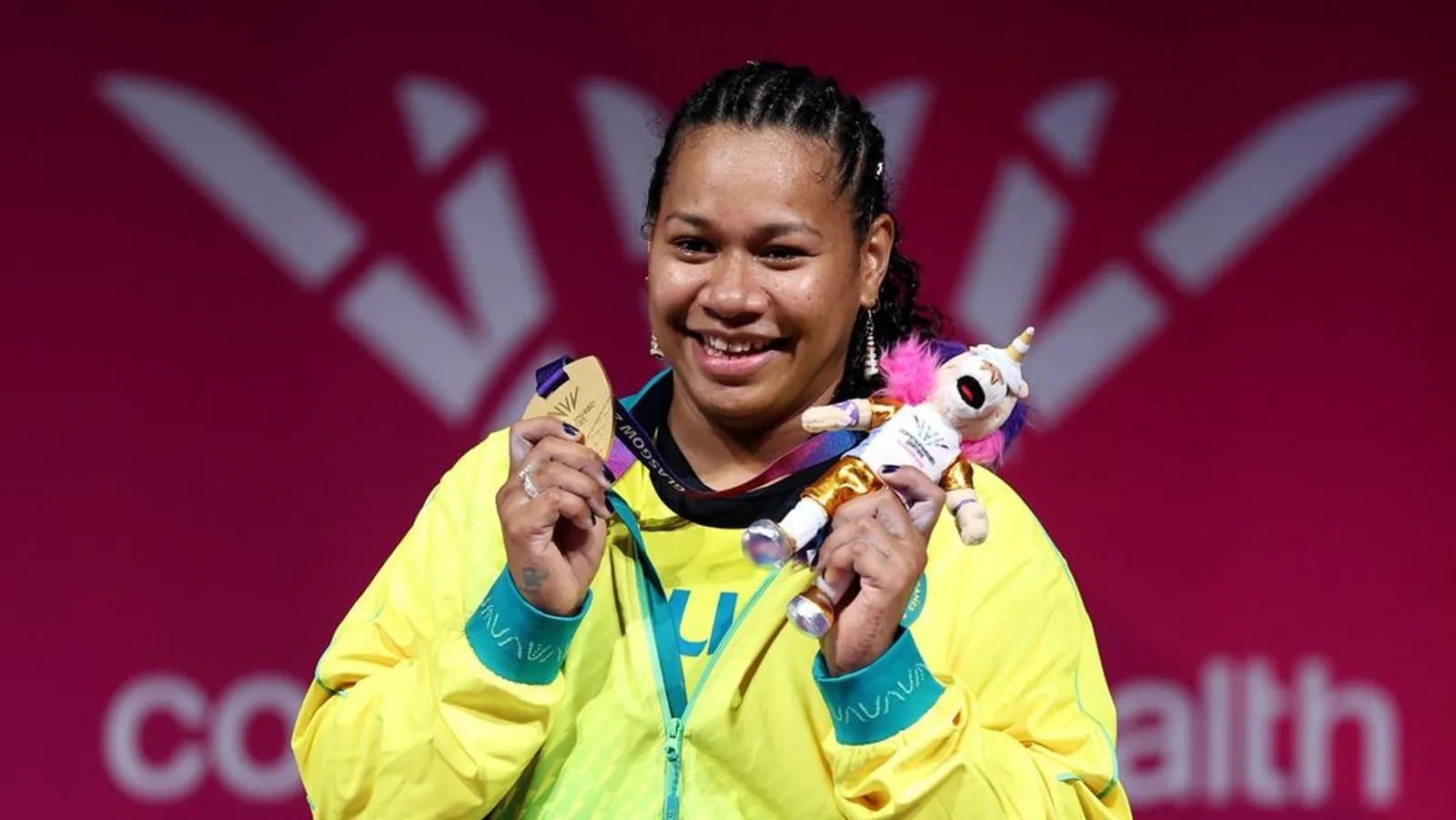 Eileen Cikamatana weightlifting Australia