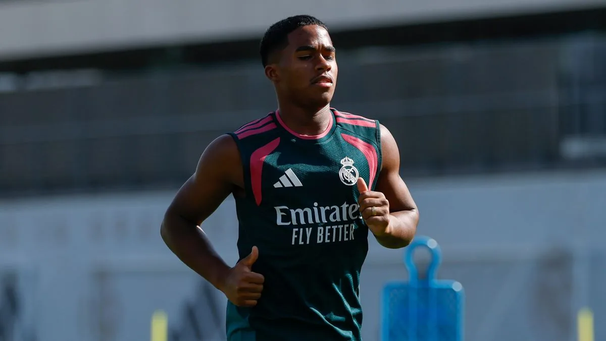 Real Madrid react after Romano confirms Liverpool call for shock signing