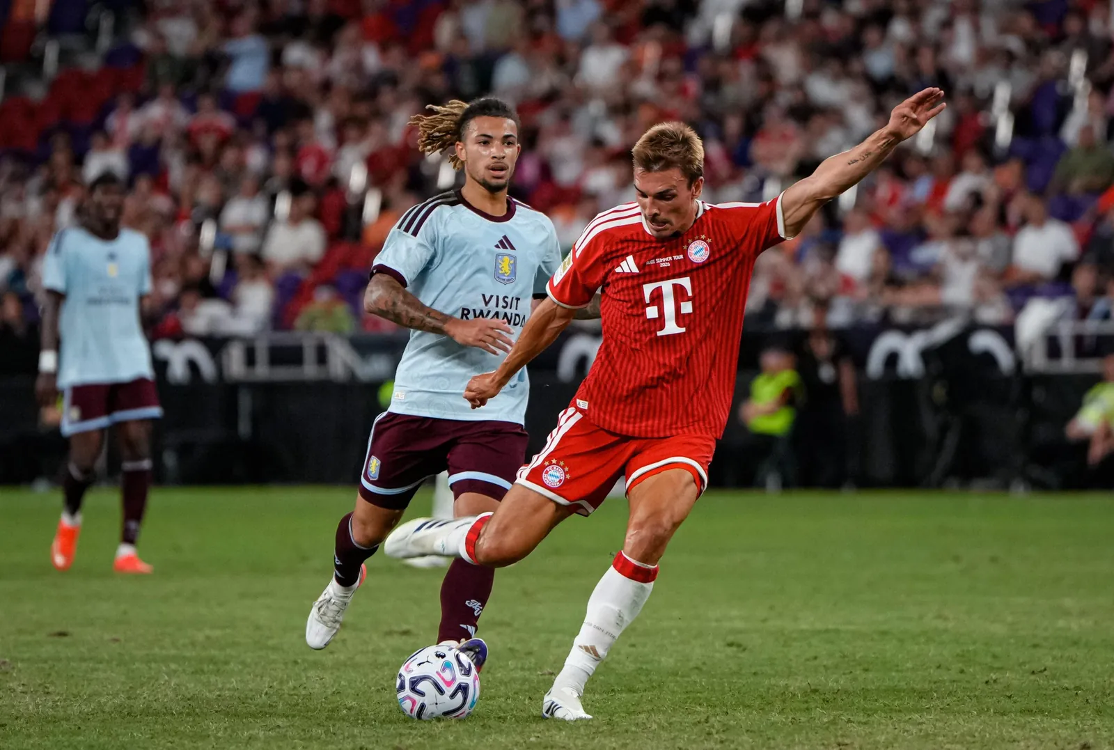 FC Bayern München v Aston Villa - Pre-Season Friendly