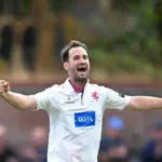 County Championship: Title-chasing Somerset struggle at Yorkshire
